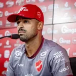 dellatorre-diz-que-vila-nova-chega-confiante-para-classico-contra-atletico