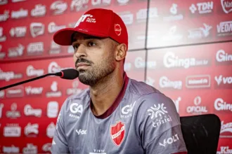 dellatorre-diz-que-vila-nova-chega-confiante-para-classico-contra-atletico