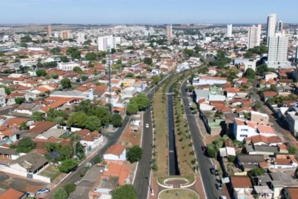 apos-denuncia,-mp-notifica-escolas-particulares-de-rio-verde-sobre-venda-casada-de-materiais-e-uniformes