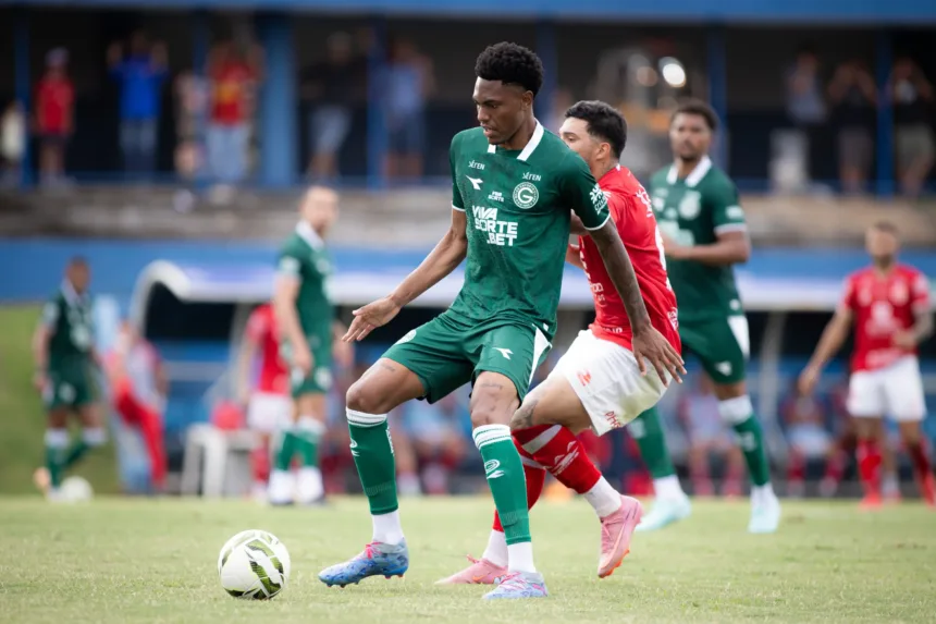 anapolina-reage-apos-sair-perdendo-por-dois-gols-e-arranca-empate-com-o-goias-na-semifinal
