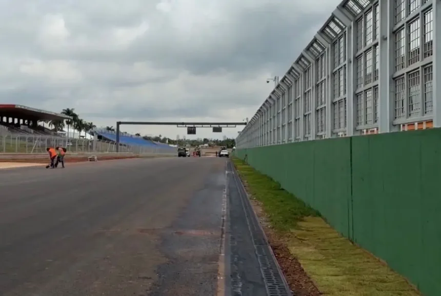 autodromo-entra-na-reta-final-para-receber-a-motogp-e-ja-esta-90%-pronto,-afirma-secretario