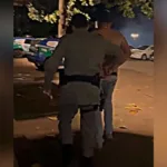 enteada-aciona-pm-apos-padrasto-derrubar-parede-de-casa-e-ameacar-familia-em-goiania