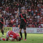 vila-nova-ainda-nao-venceu-nenhum-classico-e-chega-pressionado-a-semifinal