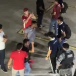 dirigentes-do-vila-nova-tiram-satisfacao-com-arbitragem-apos-derrota-no-classico:-“voce-nao-apita-mais-jogo-do-vila”