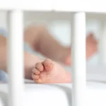 “nasceu-nas-minhas-maos”:-tia-relata-parto-em-ambulancia-sem-equipe-em-goias