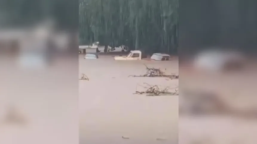 jussara-registra-alagamentos-apos-chover-volume-esperado-para-5-dias-durante-a-madrugada