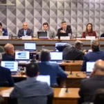 presidente-ameaca-expulsar-deputado-da-cpmi-do-inss-apos-bate-boca.-video