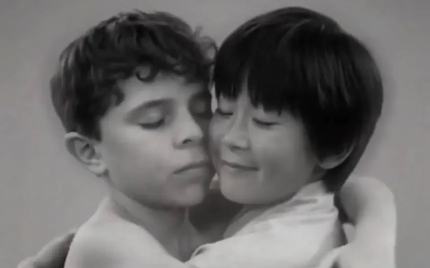 presidente-da-coreia-do-sul-posta-video-de-ia-abracando-lula-e-web-reage:-“macron-ta-com-ciumes”