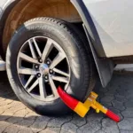 aeroporto-de-goiania-adota-trava-de-rodas-contra-furtos-no-estacionamento;-entenda-como-funciona