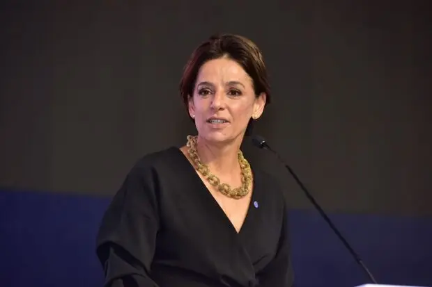 “o-legado-(de-iris)-nao-pertence-a-partido”,-diz-ana-paula-em-carta-aos-iristas