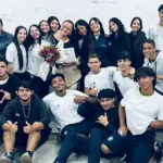 alunos-encapuzados-‘raptam’-professora-para-fazer-surpresa-em-itumbiara;-video