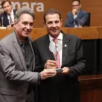 com-premio-de-melhor-senador,-vanderlan-reforca-posicao-para-2026