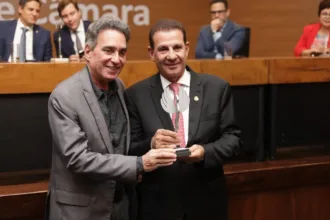 com-premio-de-melhor-senador,-vanderlan-reforca-posicao-para-2026