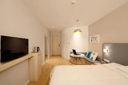 motogp-em-goiania:-procon-identifica-aumento-de-ate-1725%-em-diarias-de-hoteis