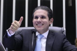 hugo-motta-diz-que-governo-e-derrite-fecharam-acordo-e-pl-antifaccao-pode-ser-votado-nesta-terca-feira-–-brasil-247