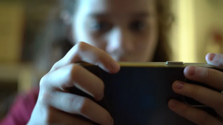 1-em-cada-5-jovens-viu-nudez-indesejada-no-instagram,-diz-meta-em-processo-judicial