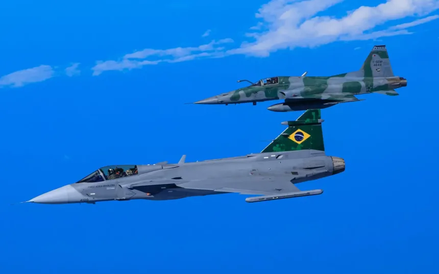 base-de-anapolis-coloca-cacas-f-39-gripen-em-alerta-para-proteger-brasilia