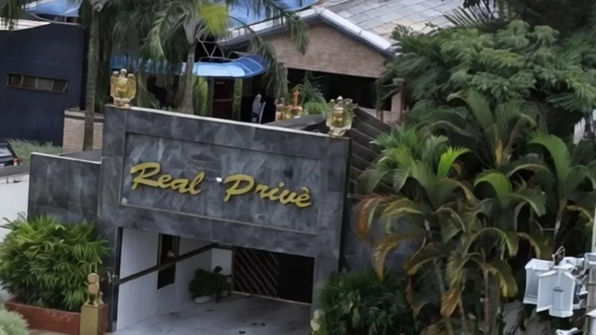 motogp:-de-olho-nos-estrangeiros,-casa-de-entretenimento-adulto-contrata-interprete-e-ira-atender-so-com-reserva