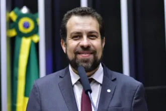 boulos-cancela-agenda-desta-quarta-feira-(25/2)-em-goiania-apos-ser-convocado-para-reuniao-no-planalto