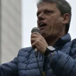 governo-tarcisio-nao-divulga-desempenho-de-alunos-do-ensino-medio-em-avaliacao