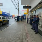 apos-fim-do-prazo-para-desocupacao,-gcm-apreende-mercadorias-de-ambulantes-na-avenida-24-de-outubro