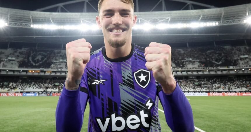 estilo-‘goleiro-linha’,-papo-com-neto-e-pressao-da-torcida-do-botafogo:-leo-linck-abre-o-jogo-–-fogaonet