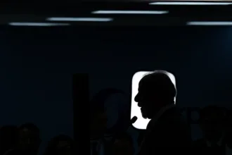 cpmi-e-avanco-de-flavio-pressionam-lula-em-inicio-de-ano-eleitoral