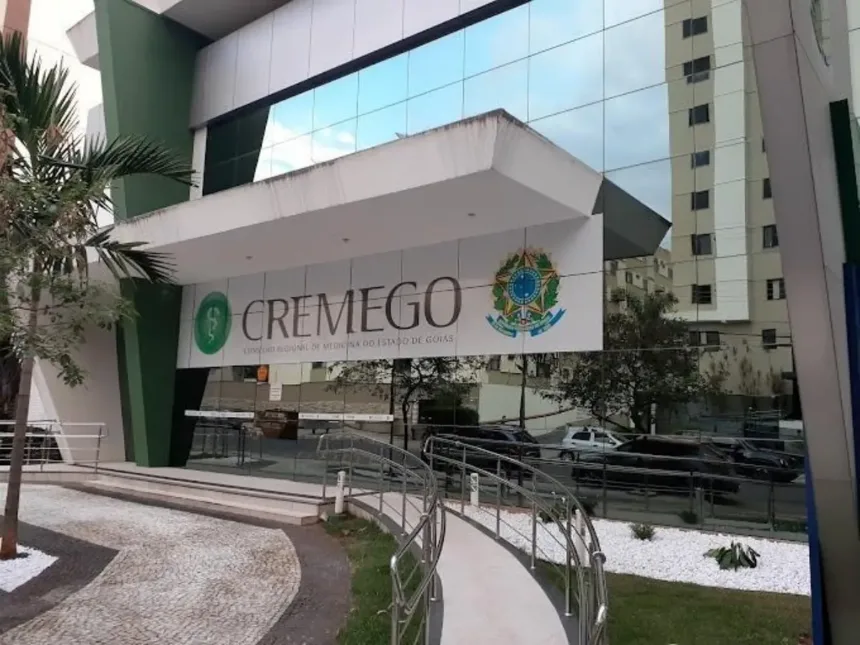 dengue:-saude-aciona-cremego-contra-‘atentado-a-saude-publica’-em-goiania