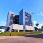 motogp:-quem-for-de-uber-ou-99-tera-que-descer-no-paco-municipal