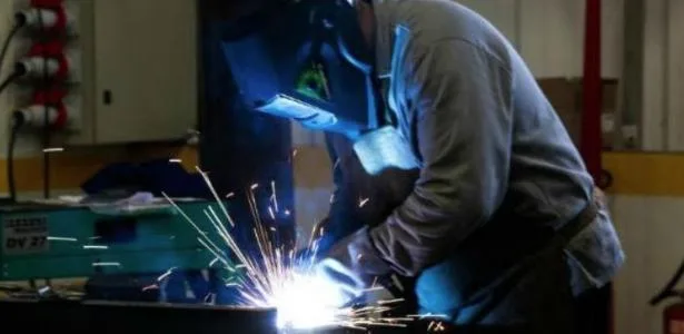 governo-promete-r$-70-bilhoes-em-2026-para-reindustrializacao-do-brasil-–-uol-economia