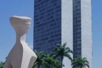 stf-e-eleicoes:-os-obstaculos-para-congresso-analisar-“supersalarios”