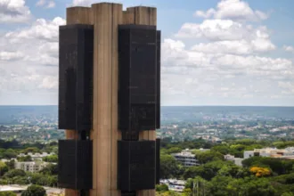 ataque-ao-ira-tem-potencial-de-reduzir-chance-de-queda-da-taxa-de-juros-no-brasil