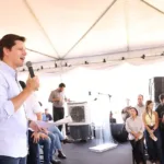 “nao-vou-governar-de-angra”,-diz-daniel-ao-alfinetar-wilder-em-discurso