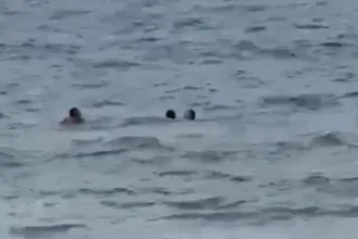 bombeiro-goiano-salva-casal-de-afogamento-em-copacabana