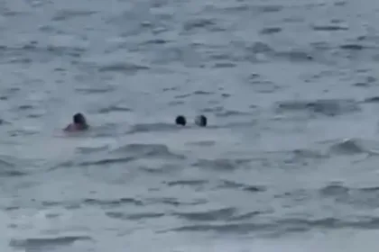 bombeiro-goiano-salva-casal-de-afogamento-em-copacabana