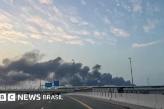 dubai-e-abu-dhabi-atacadas:-cidades-simbolo-de-luxo-foram-‘arrastadas’-para-conflito-com-ira-–-bbc