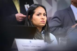 ex-secretaria-do-“careca-do-inss”-da-respostas-acidas-na-cpmi-–-metropoles