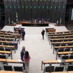 camara-aprova-projeto-que-pode-punir-crimes-da-ditadura-atualmente