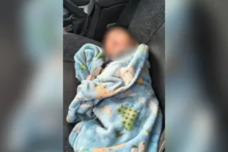 bebe-encontrado-dentro-de-caixa-de-papelao-na-go-403-esta-estavel