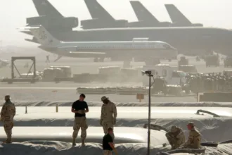 maior-base-militar-dos-eua-no-oriente-medio-e-atingida-por-missil-iraniano-–-cnn-brasil