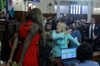 vereadoras-batem-boca-sobre-homenagem-a-cantora-ludmilla:-“e-crime-ser-branco”