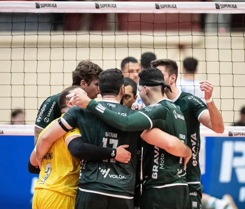 saneago-goias-e-superado-pelo-joinville-e-cai-na-tabela-da-superliga