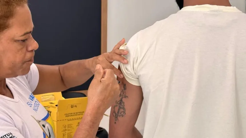 goiania-vacina-quase-5-mil-trabalhadores-que-atuarao-na-‘linha-de-frente’-do-motogp