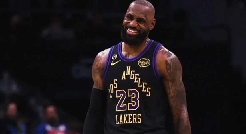 lebron-james-esta-a-tres-cestas-de-superar-marca-historica-que-existe-ha-quase-quatro-decadas-na-nba