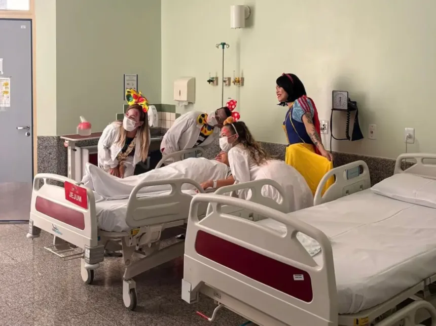 grupo-que-leva-musica,-bingo-e-ate-pinta-unha-de-pacientes-em-hospitais-abre-inscricoes