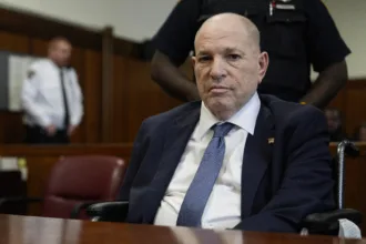 novo-julgamento-de-harvey-weinstein-por-estupro-comeca-em-abril-–-g1