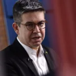 eleicoes:-randolfe-ve-mais-foco-da-direita-do-que-esquerda-no-senado
