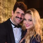 namorado-de-ellen-rocche-tira-a-roupa-para-viver-romeu-gay-no-teatro;-veja-fotos