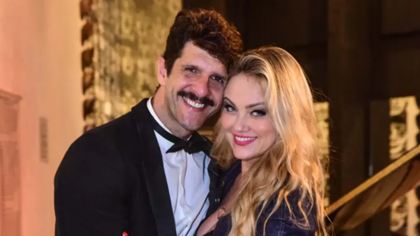 namorado-de-ellen-rocche-tira-a-roupa-para-viver-romeu-gay-no-teatro;-veja-fotos