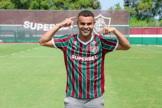 fluminense-contrata-alisson:-volante-e-o-sexto-reforco-para-2026-|-ge-–-ge